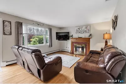 240 Blackhouse Road, Trumbull, CT 06611 - Photo 6