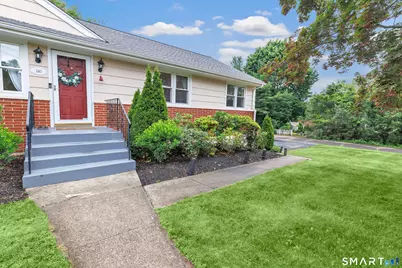 240 Blackhouse Road, Trumbull, CT 06611 - Photo 4