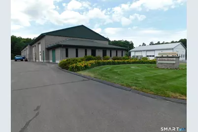 11 Northgate Drive #E, Windsor Locks, CT 06096 - Photo 1