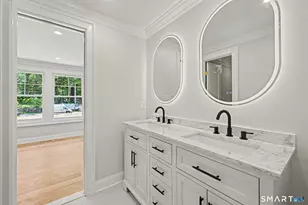 203 wildflower Ln, Fairfield, CT 06824 - Photo 18