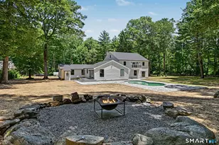 203 wildflower Ln, Fairfield, CT 06824 - Photo 34