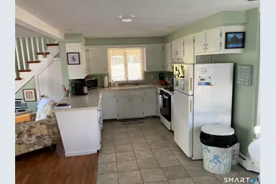 13 Sound View Heights, Branford, CT 06405 - Photo 4
