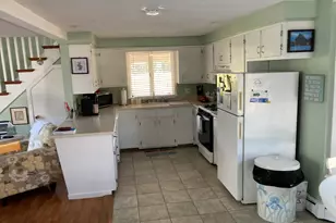 13 Sound View Heights, Branford, CT 06405 - Photo 4