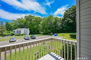 27 Cottonwood Rd, Newington, CT 06111 - Photo 24