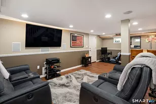 78 St Charles Ave, Stamford, CT 06907 - Photo 16
