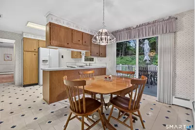 44 Roslyn Drive, Cheshire, CT 06410 - Photo 4