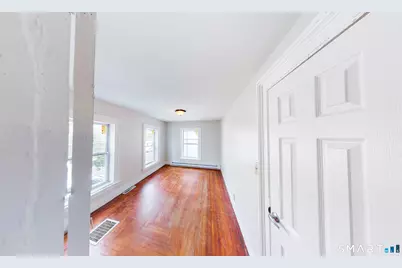 30 Henry Street, New Haven, CT 06511 - Photo 10