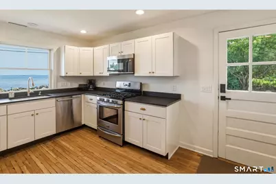 69 Daniel Avenue, Guilford, CT 06437 - Photo 14