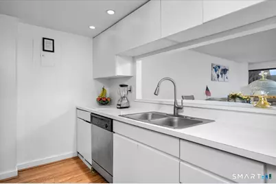 127 Greyrock Place #810, Stamford, CT 06901 - Photo 10