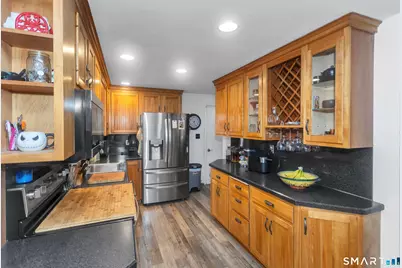 20 Northwestern Drive, Bristol, CT 06010 - Photo 8