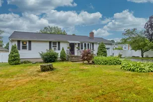 20 Northwestern Dr, Bristol, CT 06010 - Photo 2