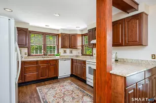 56 Chipmunk Ln, Wilton, CT 06897 - Photo 8