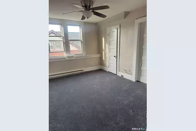 445 New Britain Road #3rd flr, Berlin, CT 06037 - Photo 18