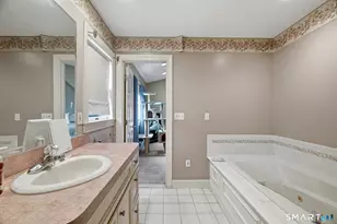 141 Elm St, Windsor Locks, CT 06096 - Photo 24