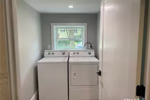 10 Donohue Dr, Norwalk, CT 06851 - Photo 18