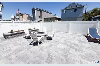 9 Hanover Street, Milford, CT 06460 - Photo 12