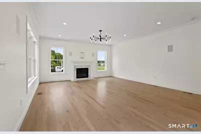 600 Lydall Street, Manchester, CT 06042 - Photo 6