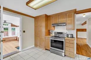 28 Huber Ave, Meriden, CT 06450 - Photo 6
