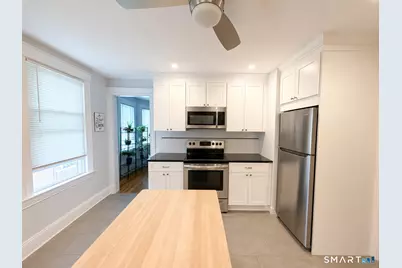 30 Harborside Drive #2, Milford, CT 06460 - Photo 2