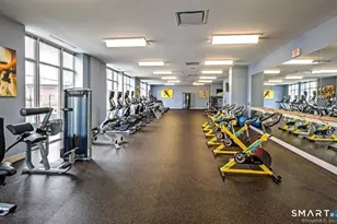 120A Towne St, Stamford, CT 06902 - Photo 4