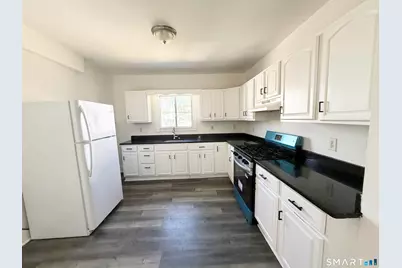 215 Read Street #2nd fl, Bridgeport, CT 06607 - Photo 2