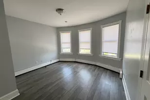215 Read St, Bridgeport, CT 06607 - Photo 8