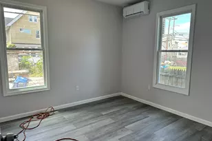 139 Whitney Ave, Bridgeport, CT 06606 - Photo 10