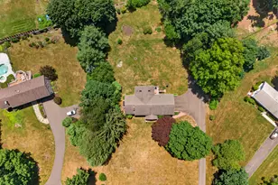 16 Williamsburg Dr, Orange, CT 06477 - Photo 40