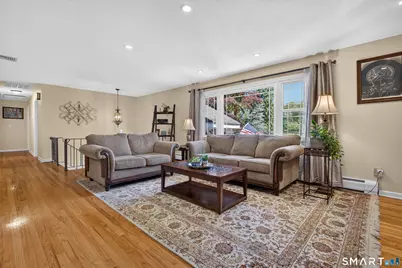 16 Williamsburg Drive, Orange, CT 06477 - Photo 2