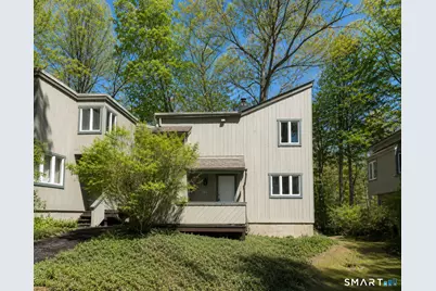 8 Lyle Court #G, Farmington, CT 06032 - Photo 2