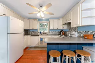 237 Alexander Ave, Waterbury, CT 06705 - Photo 12