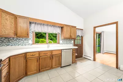 144 Butler Drive, Glastonbury, CT 06033 - Photo 8