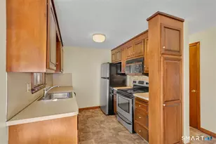 400 N Main St, Manchester, CT 06040 - Photo 8