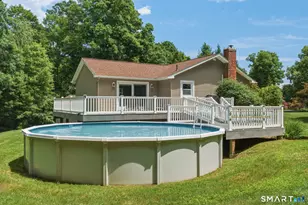 94 Fox Run Dr, Southbury, CT 06488 - Photo 4