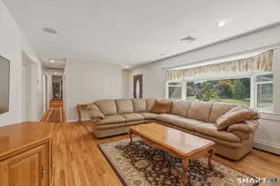 94 Fox Run Dr, Southbury, CT 06488 - Photo 8