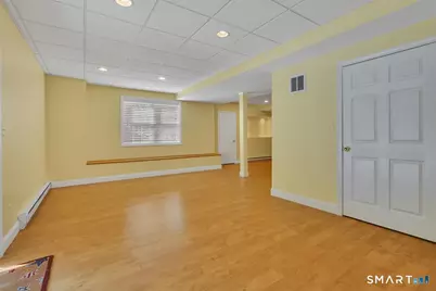 25 Fenwick Drive, Avon, CT 06001 - Photo 32