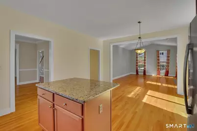 25 Fenwick Drive, Avon, CT 06001 - Photo 10