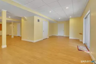 25 Fenwick Dr, Avon, CT 06001 - Photo 36
