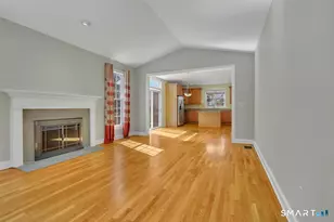 25 Fenwick Dr, Avon, CT 06001 - Photo 6