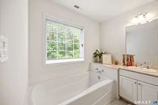 10 Ridgewood Dr, Middlebury, CT 06762 - Photo 16