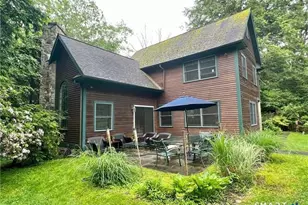 298 Erskine Rd, Stamford, CT 06903 - Photo 16