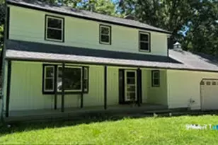 154 Riverhill Rd, Southbury, CT 06488 - Photo 2