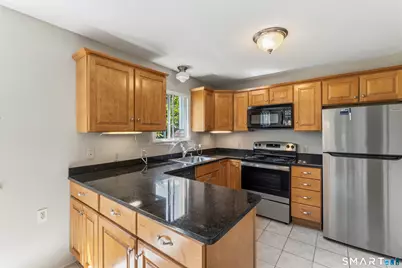 471 Heritage Village #B, Southbury, CT 06488 - Photo 16