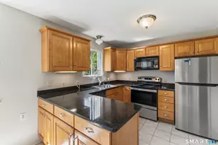 471 Heritage Vlg, Southbury, CT 06488 - Photo 16