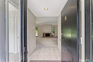 471 Heritage Vlg, Southbury, CT 06488 - Photo 4