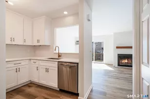 8 Rose Ln, Danbury, CT 06811 - Photo 6