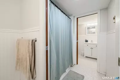 1700 Broadbridge Avenue #B33, Stratford, CT 06614 - Photo 10