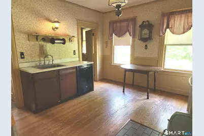 47 Ashworth Street, Manchester, CT 06040 - Photo 6