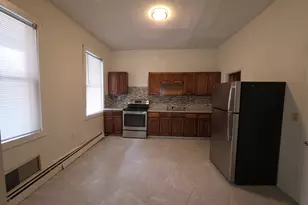 41 Williams St, Hartford, CT 06120 - Photo 4