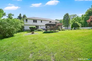 38 Sylvan Dr, Middletown, CT 06457 - Photo 4